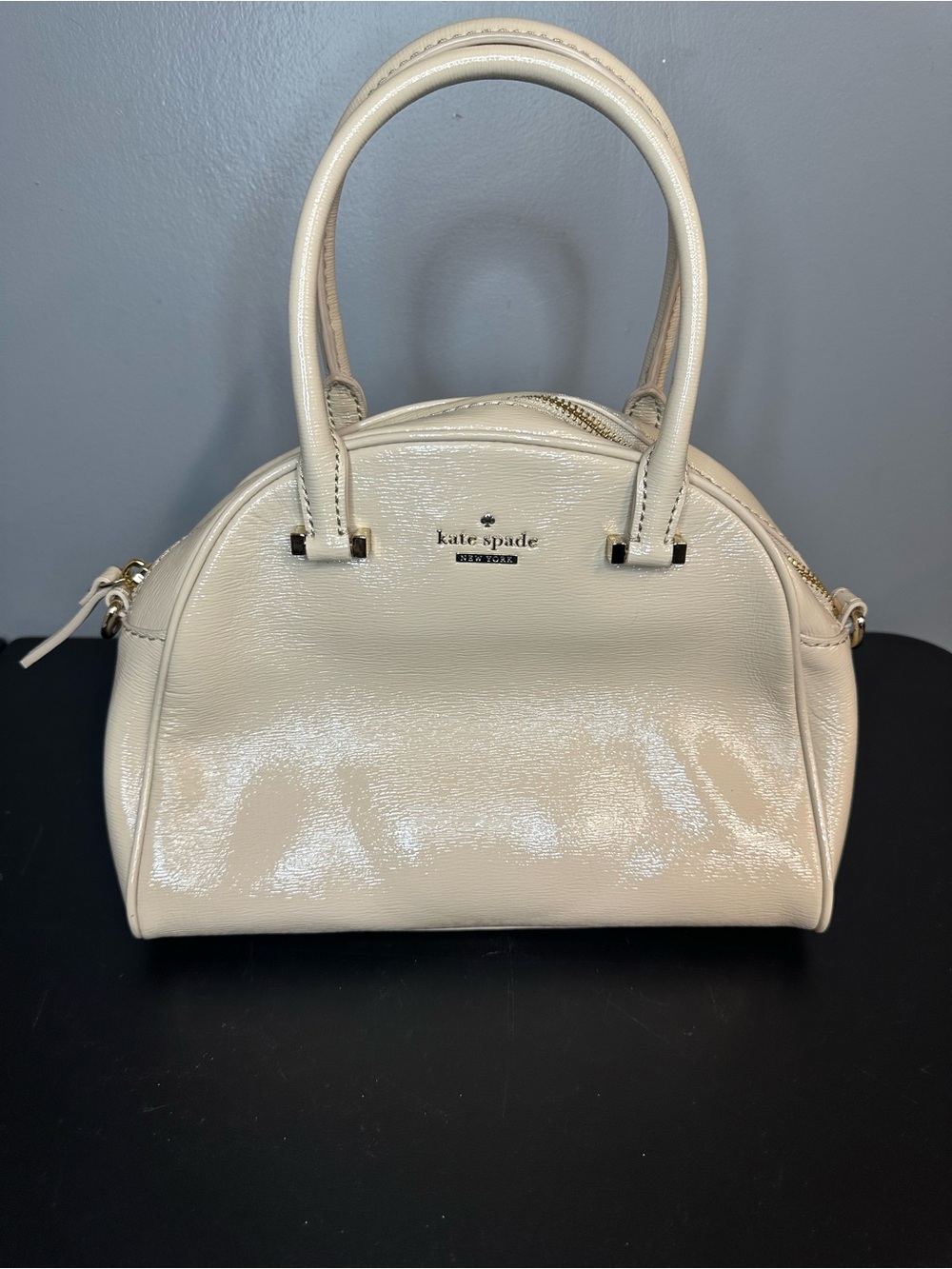 Kate Spade New York Cedar Street Patent Small Pearl Patent Leather Bag